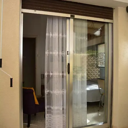Cozy Studio With Veranda Daire *